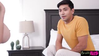 Breasty Hailey Rose Teases Stepbro with Her Mean Snatch - S32:E10