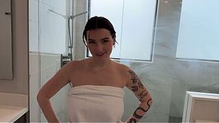 Spying On My All Natural Large Breasts Stepsis - Jade Harper - Luke Cooper