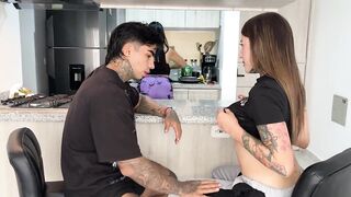 I bang my girlfriend's most good ally behind her back