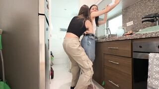 The Tribbing That Wets Lesbos' Twats