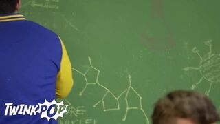 TWINKPOP - College Class Turns Into A Rod-Measuring Contest And Then A Hawt Group Sex