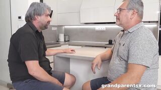 Student Get to Learn How to Bang