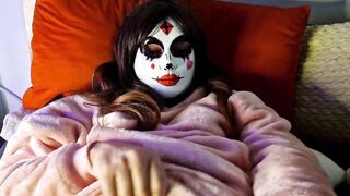 Shortly in advance of plan to couch, I jerked off. (4K)