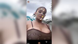 Kylie Jenner bare movie