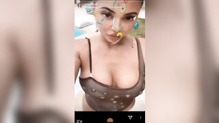 Kylie Jenner bare movie