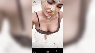 Kylie Jenner bare movie