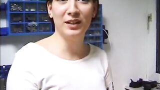Amateur brunette hair doxy fucked in pov action