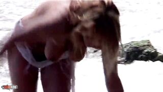 Jenny Sexy Spanish Cutie Make a Hawt Disrobe in the Sea