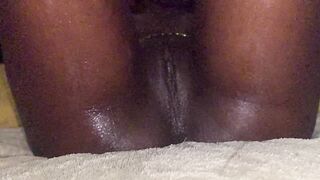 Black Brown Dominatrix-bitch Lazily Massages her Oiled Haunches And Wet Vagina Close Up Screw
