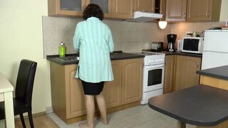 Ginger Aged German Housewife with Naturals Gets Pounded at