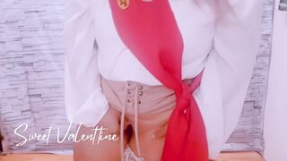 Culona Cutie Scout Se Mete Una Gran Verga Para Vender Galletas