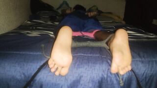 Foot Fetish - Hunk Feet Bound