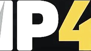 VIP4K. Sex with stepdaddy when boyfriend is a gamer