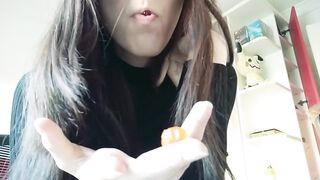 [Trailer] Giantess swallows and plays with a petite family