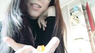 [Trailer] Giantess swallows and plays with a petite family