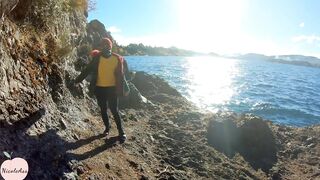 Nicole se desnuda en la Patagonia