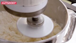 Pussy Playing Step Sisters Welcome Teen Cousin