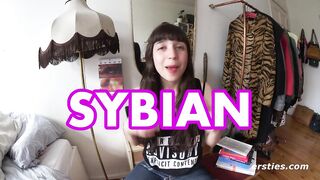 Five Amazing Amateur Lesbians Take Turns Riding the Sybian