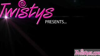 When Girls Play - Angela Sommers Destiny Dixon - Lets Share