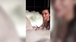Periscope - Girls in Bubble Bath