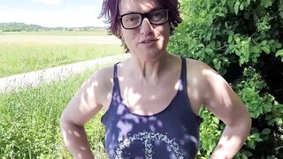 Deepthroat and ejaculation right into the throat