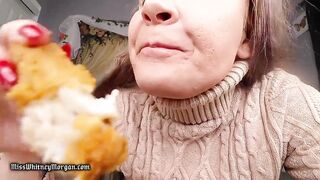 Miss Whitney Morgan: Fried Chicken Eating Asmr
