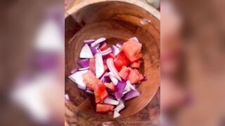 Black Large Ass Twerked Nude at the Kitchen During the time that Cooking