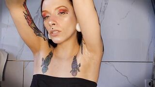 Juicy Armpits