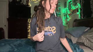 smokin' fetish masturbation leaking moist shaggy twat