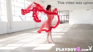 Sexy playgirl showed hawt body during excitement posing session