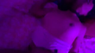 Me cito por Tinder y acabe muy cogida, gritando de placer.