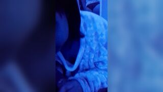 Una rica mamada frente al espejo