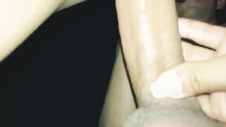 Follando con desconocidos AriRokSex cogiendo duro con un fan en cabinas parte 1