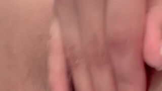 Calila Myers - I get very lascivious and I masturbate double penetration!