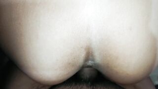 Amigo entra a mi cuarto y me ayuda con el calor. ???? - X: CanelaSUA