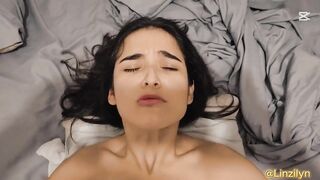 Le hago una mamada garganta profunda a mi rommate de bienvenida, Termina llenándome el coño de leche