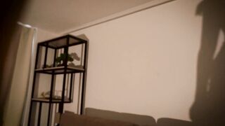 Ex novia se cambia en frente de ti - ASMR