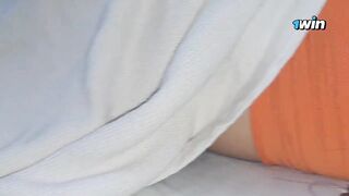 ¡No Quiero Estar Sola! Madrastra pide Compartir Cama con el hijastro, se convierte en????????