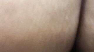 Me deja su leche adentro en la segunda visita a su oficina