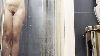 I didnt resist the urge to secretly film this sexy playgirl in the baths