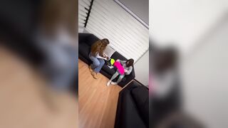 Mi vecina me toca muy rico xxx