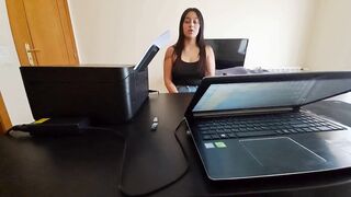 Maid in Jeans and Flip-Flops Signs Agreement to Bang 1 Minute Each Hour Until Her Boss Cums