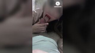 Argenta haciendo un rico pete hasta sacarle la lechita