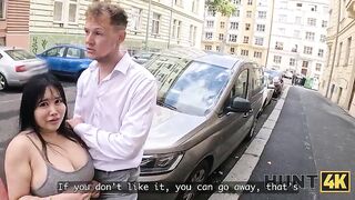 HUNT4K. Chap patiently waits as his girlfriend performs oral pleasure-sex on a stranger