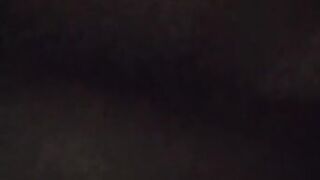 Sexo en el bosque on mi'miga le lleno de leche el culo