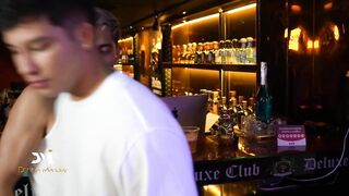 Colombians have sex in a public nightclub - DELUXE CLUB - Danner Mendez & Mariana Martix