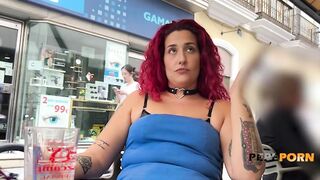Eketra Red goes out on the street with a remote sextoy. Public flashing around Seville!