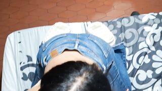 Novia dando una mamada, quiere la lechita en su cara