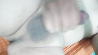 Éxitada a full y me la jalo hasta venirme.????