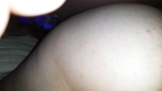 Mientras mi chico esta trabajando estoy cogiendo al vecino